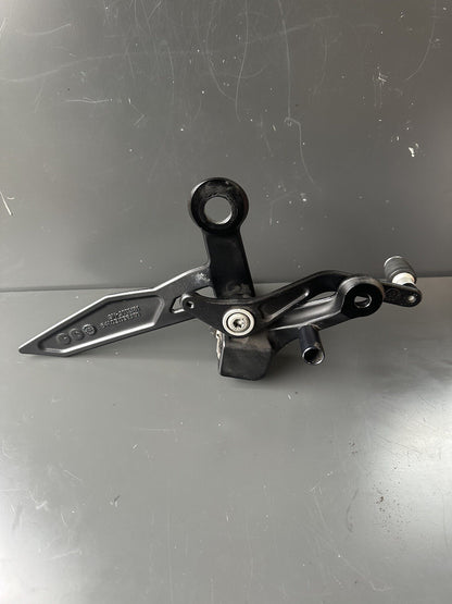 KTM 790 left Footrest riders footrest assembly Left Foot Rest 64103038100 OEM