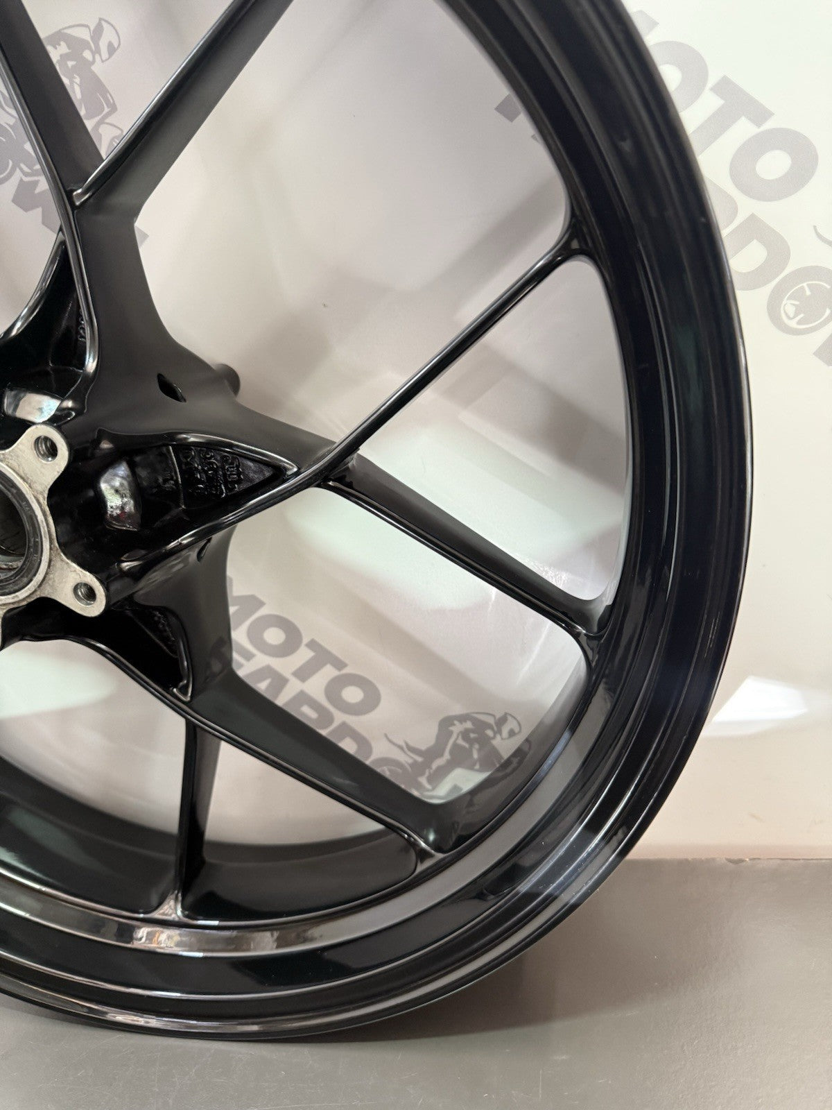 1a227aaa-aa98-4b25-8d96-12bb2e33e9f8