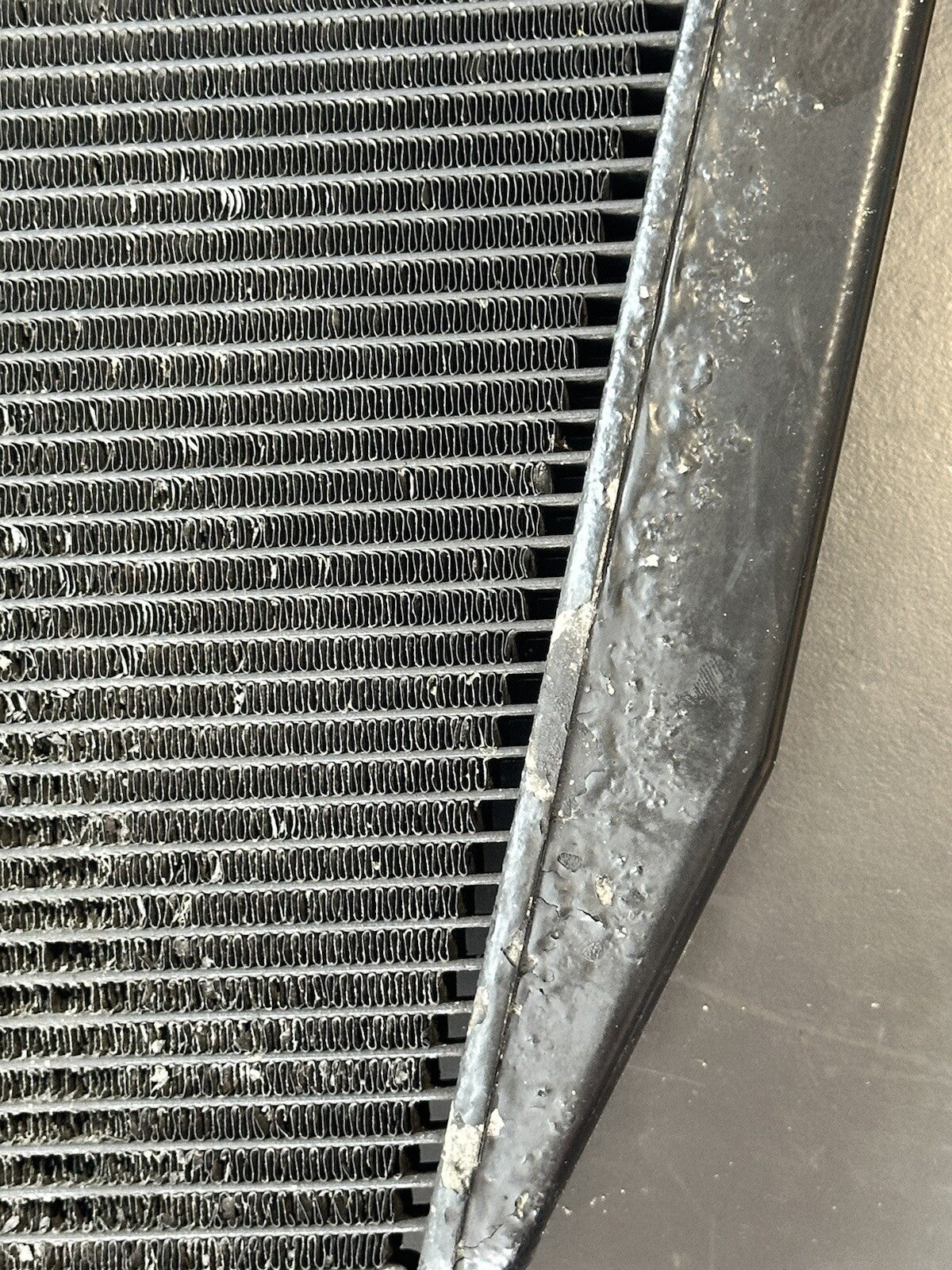 Suzuki GSXR 1000 Radiator Coolant Rad 2009-2016 Only 33,787 Miles OEM Radiator