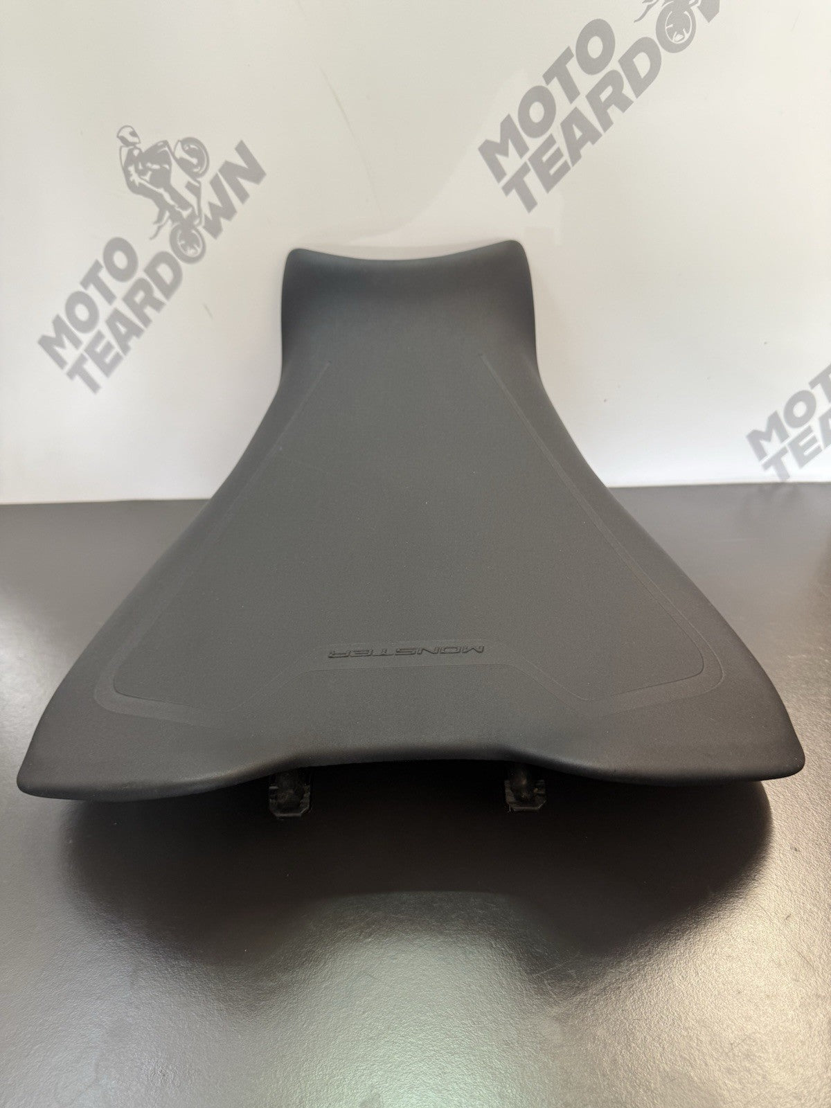 7d10ddf9-0cd0-4f21-b949-6a9fbb422d14