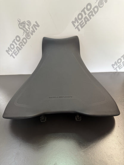 7d10ddf9-0cd0-4f21-b949-6a9fbb422d14