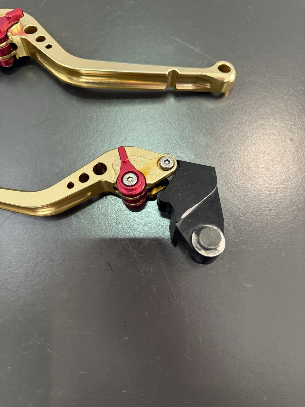 fa4002e9-b51d-4b6b-b930-e707b6aee109