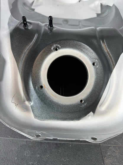 eaac3952-bc41-40c9-85bd-b9d9225daee6