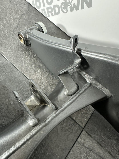 Yamaha R7 690 2024 Swingarm Swinging Arm Only 1784 Mile 2022 2023 OEM