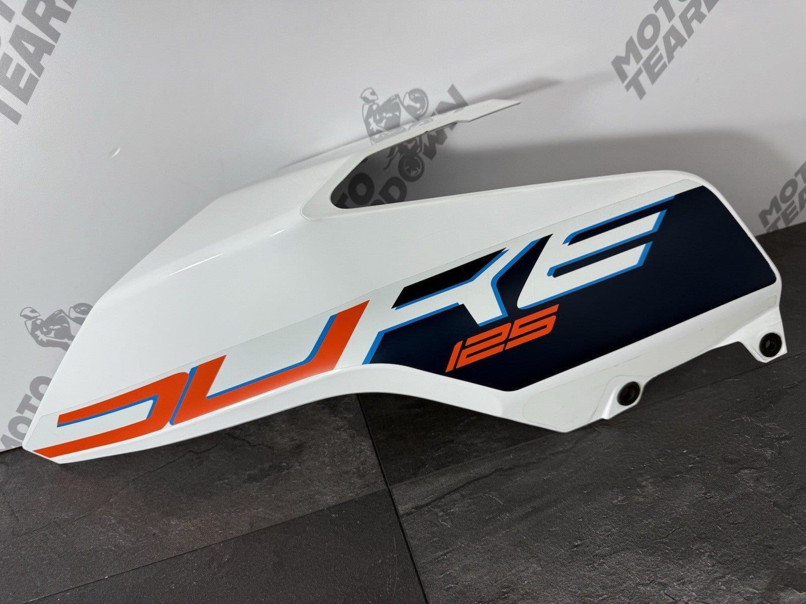 c05e89b7-799f-44f0-8db0-bfe513fb7f92