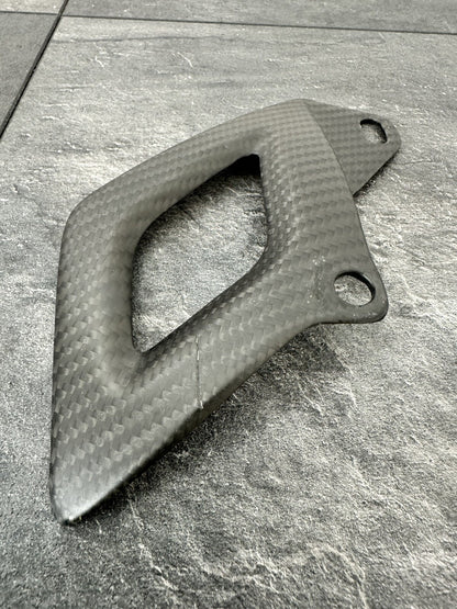 Aprilia Tuono V4 1100 Factory 2020 Carbon Fibre Chain Guide Guard 6889m OEM 2019