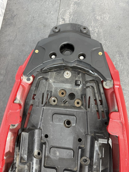 aad25ac7-ba65-4cad-a41b-10879a44c69f