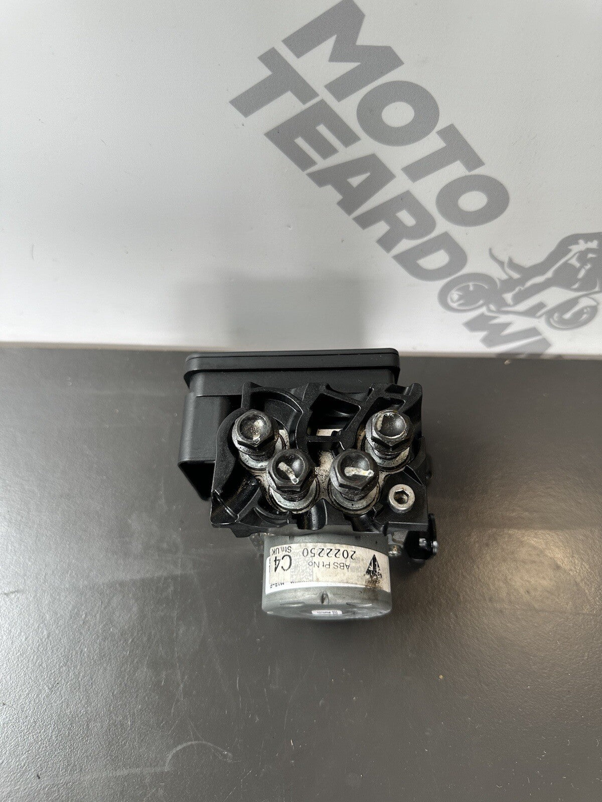TRIUMPH SPEED TRIPLE RS 1050 2018-2020 ABS Pump T2022250 OEM 1050RS ABS PUMP OEM
