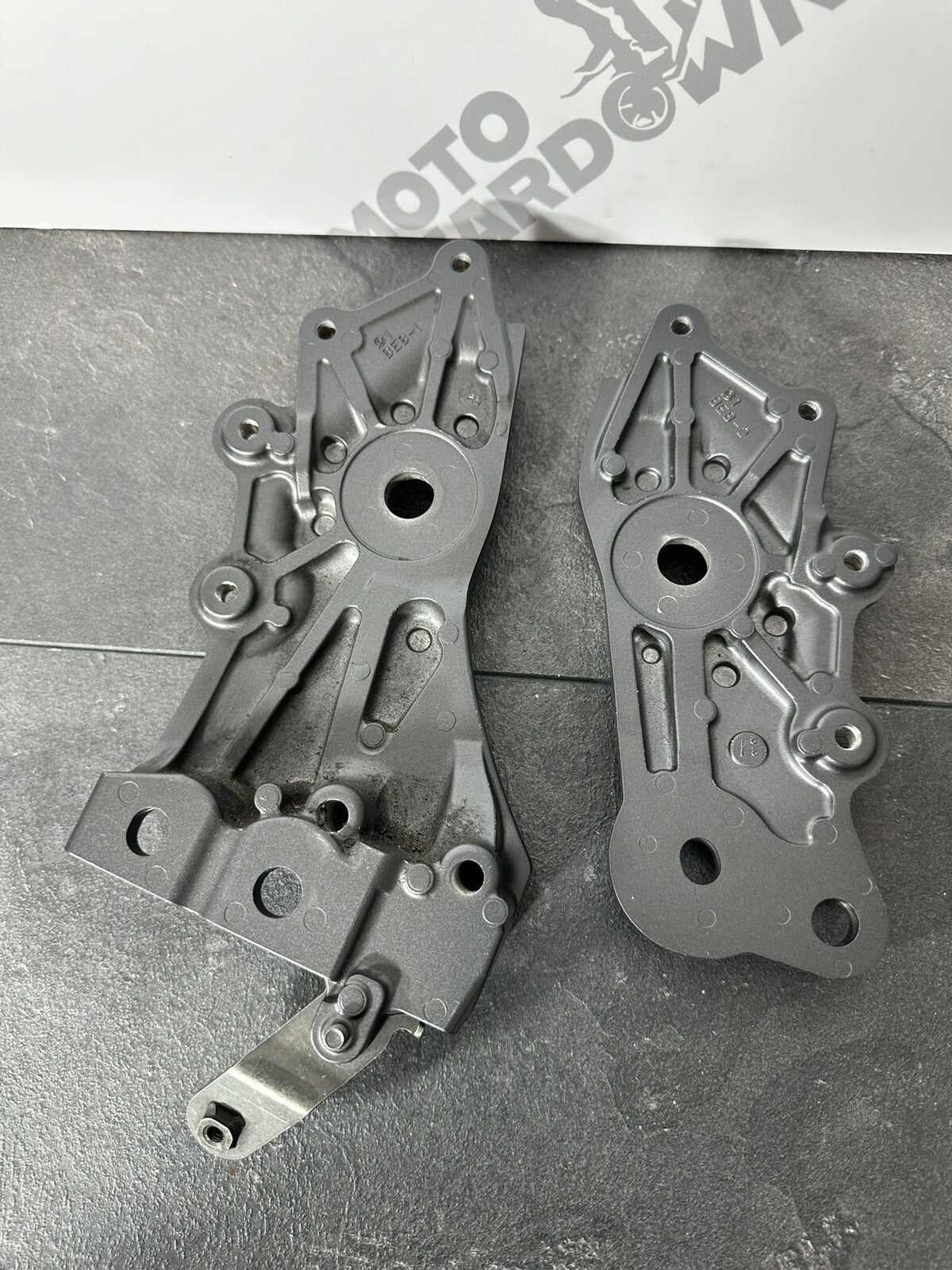 Yamaha R7 690 2024 Lower Frame Bracket Adapter Left & Right 1784 Miles 2022 2023