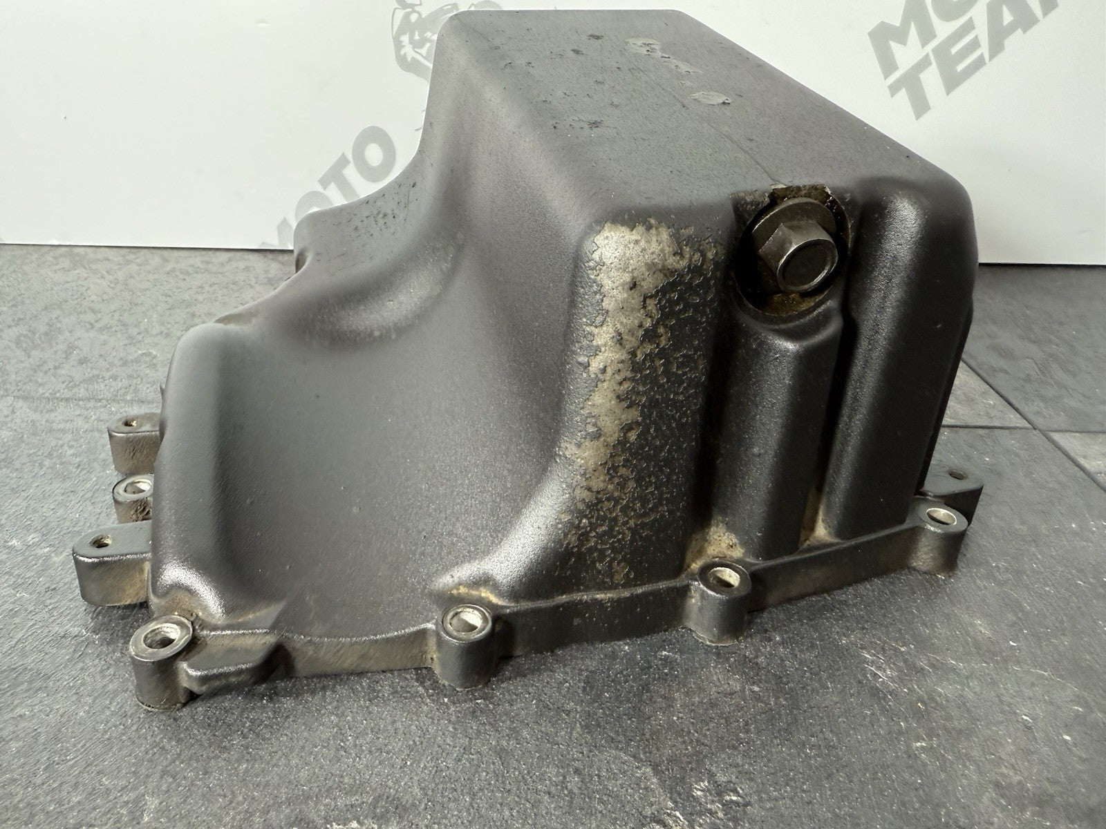 Triumph Street Triple 765 R 2017 Oil Sump Engine Sump & Bolts 18498m 2018-2021