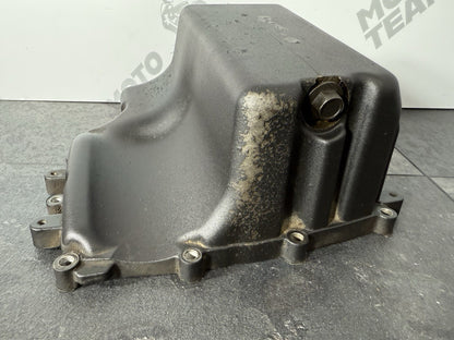 Triumph Street Triple 765 R 2017 Oil Sump Engine Sump & Bolts 18498m 2018-2021