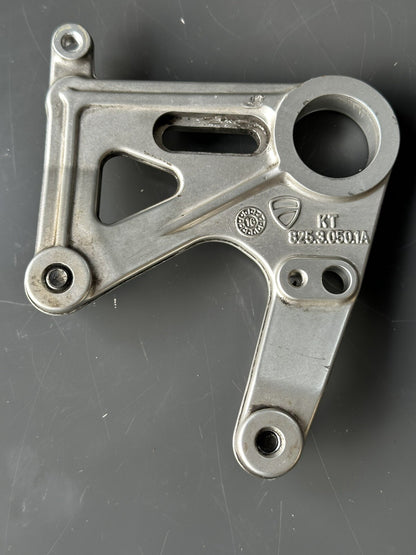 DUCATI 899-959 Panigale Rear Brake Caliper Bracket Brake Bracket 82530501A OEM