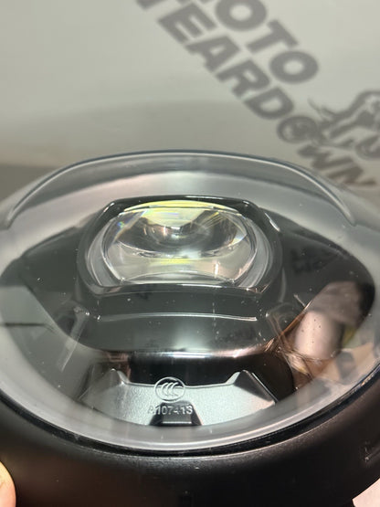 ce40a825-425e-4c6b-a766-96aa82354bba