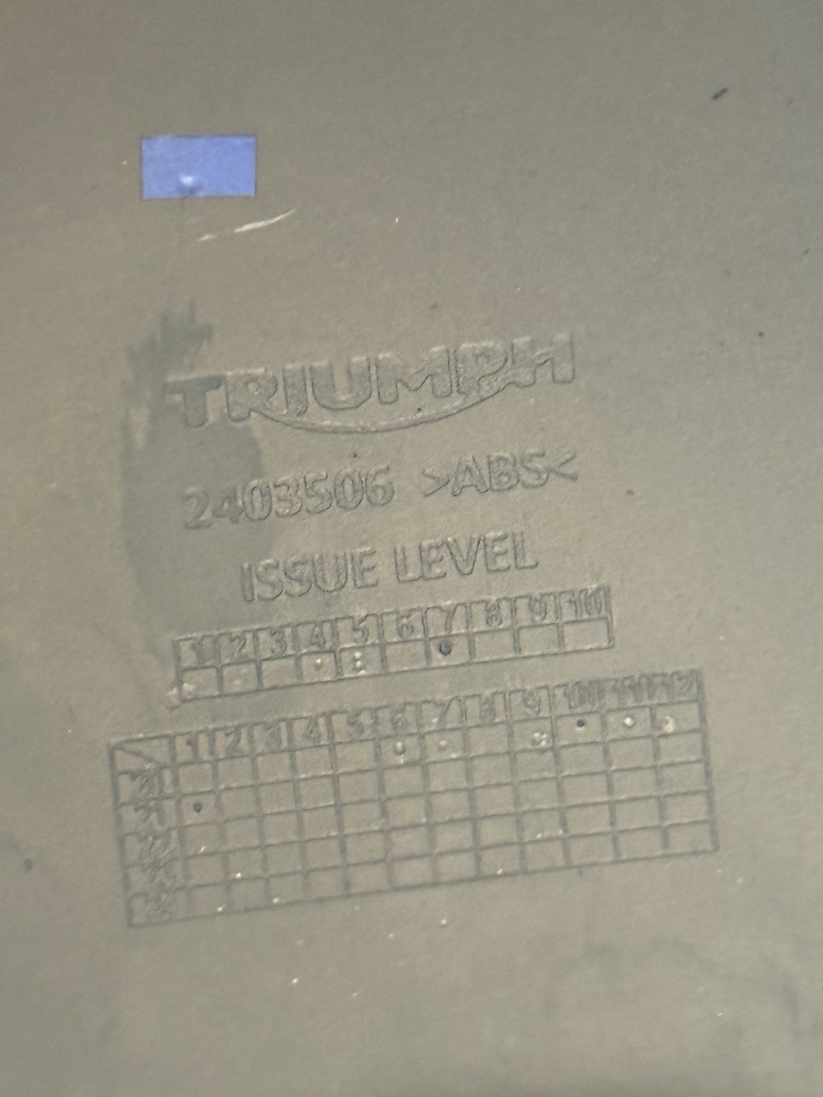 Triumph Trident 660 petrol fuel tank cover panel Petrol Tank Fairing 2021-2024