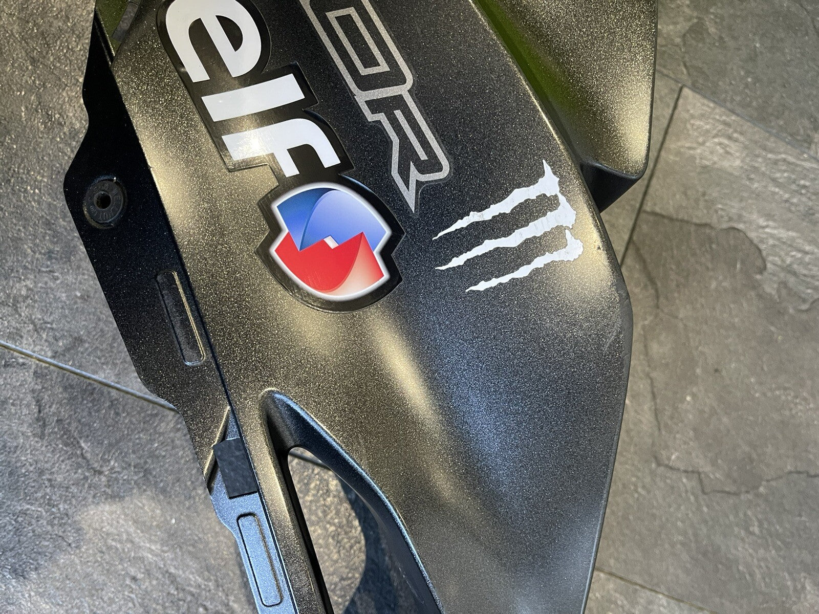 Kawasaki Ninja ZX10R 2016 Left Side Upper Fairing DAMAGED 2017-2020 18266 Miles