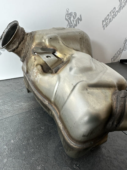 KTM 790 Duke 2020 Exhaust Cat Box Catalytic Converter 3766 Miles 2018 2019 OEM