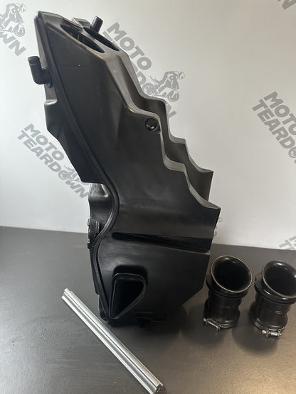 KTM 790 DUKE AIRBOX AIR BOX FILTER COMPLETE 64106001100 OEM 790 2019-2023 OEM