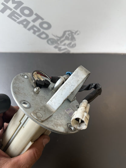 Suzuki GSXR 1000 Fuel Pump Petrol Pump Sender 2009-2016 *SPARES/ REPAIRS* OEM