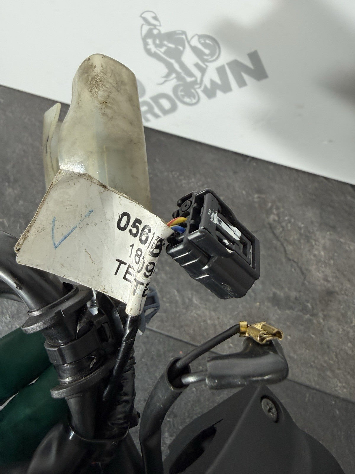 c9c000bd-616d-439f-8650-8a3357a15a54