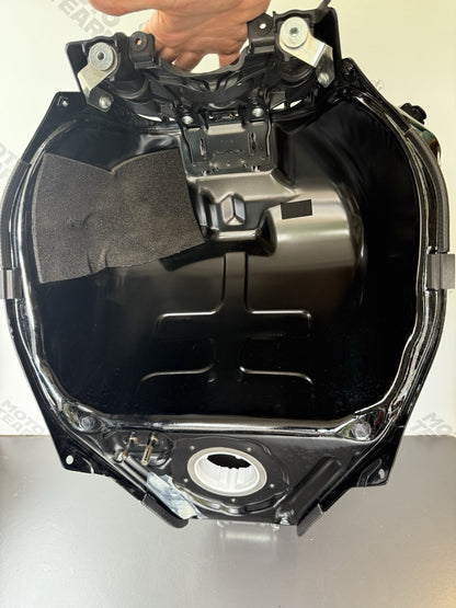 b2d35b6e-98db-4fb0-8581-aa44ee733e87