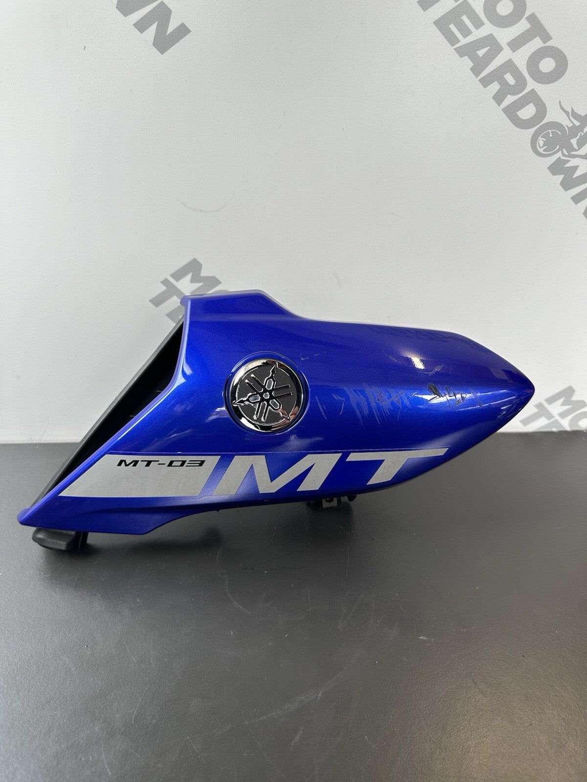 YAMAHA MT03 Left AIR DUCT FAIRING PLASTIC Left MT 03 Left Air Duct Fairing OEM