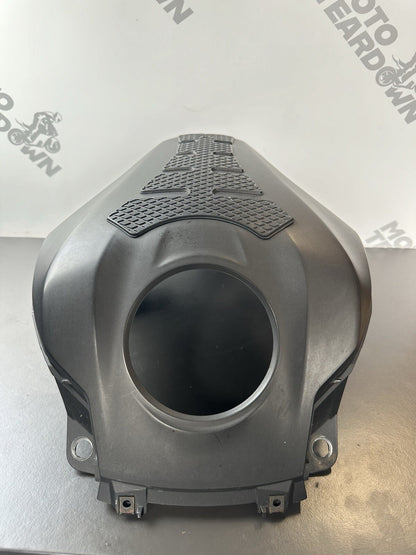 Yamaha MT-03 Yamaha MT03 Tank Cover Centre B9T-F41B1 MT03 Petrol Tank Cover 2020