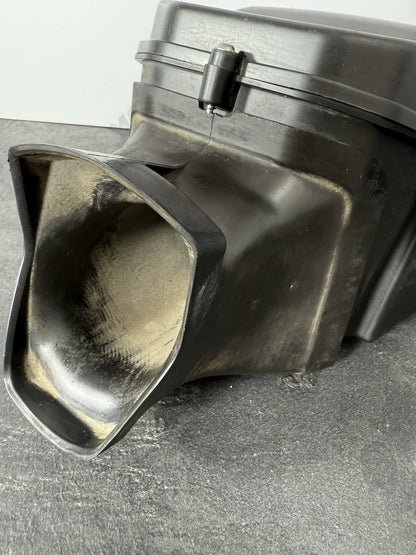 Triumph Street Triple 765 RS 2021 Airbox Filter Housing 21650 Miles 2020-2022