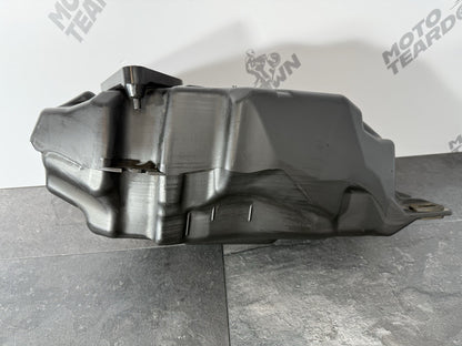 Yamaha YZF R125 R 125 2014 Fuel Tank Petrol Tank 26983 Miles 2008-2018 OEM