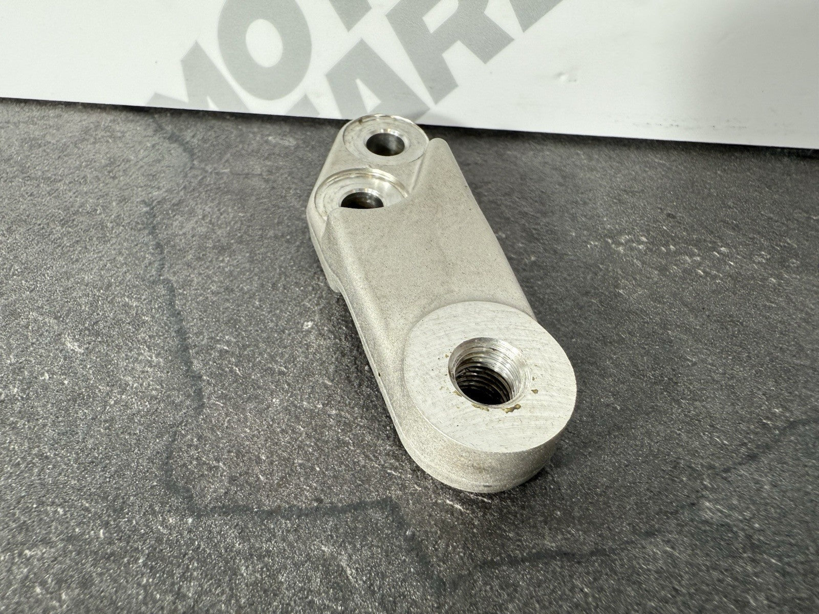 Suzuki GSXR 1000 2018 Gear Shift Mount Bracket 2017-2025 OEM MM