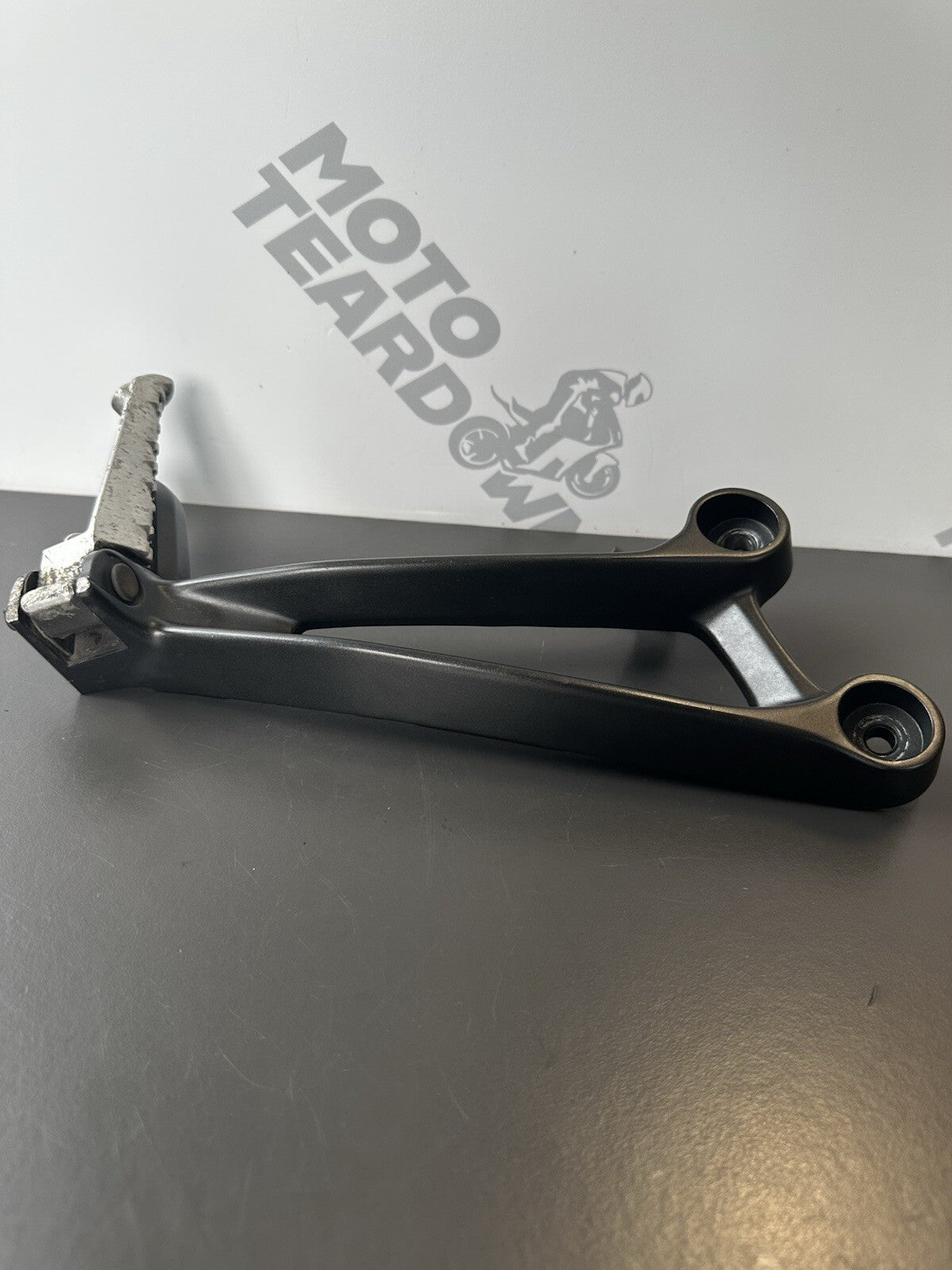 Yamaha MT-07 right pillion footrest Yamaha MT07 Right Pillion Foot Rest 2014-17