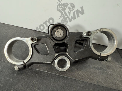 Yamaha YZF R125 R 125 2014 Lockset Ignition ECU Key Yoke 26983 Miles 2008-2018