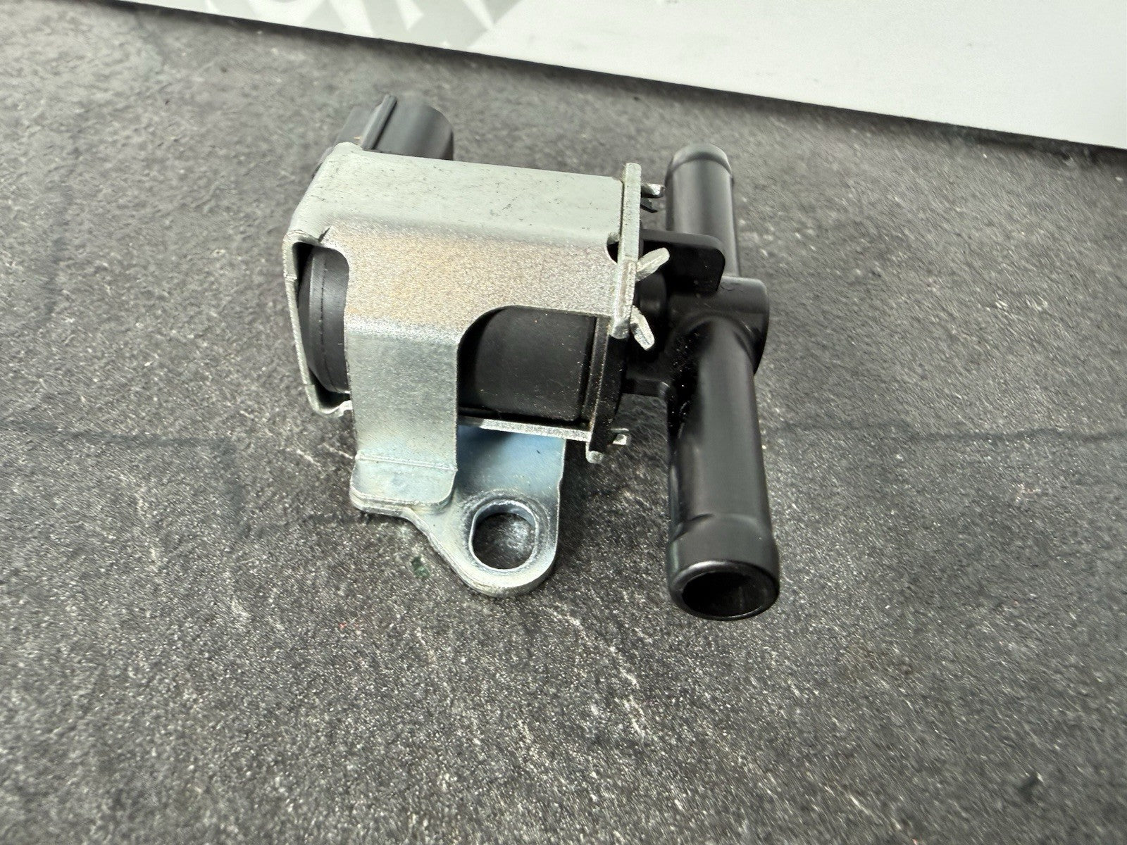 da5dc6ce-3814-4574-88f1-d306b28edd54