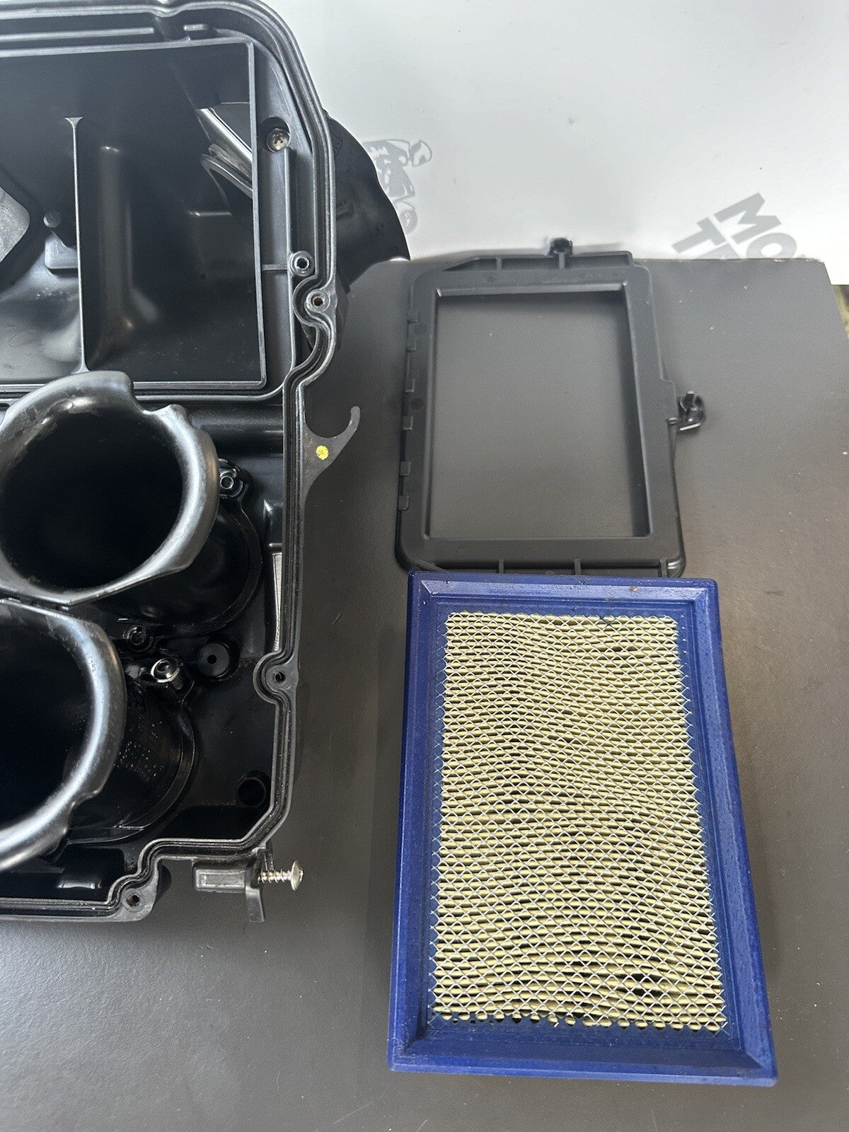 APRILIA TUONO V4 1100 FACTORY AIR BOX, Air Box 2017 OEM Air Box And Filter