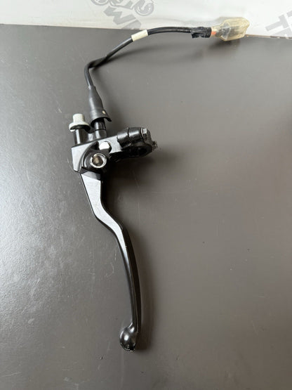 SUZUKI GSXS 125 2017-2021 CLUTCH LEVER & MOUNT Suzuki GSXS 125 Clutch Perch OEM