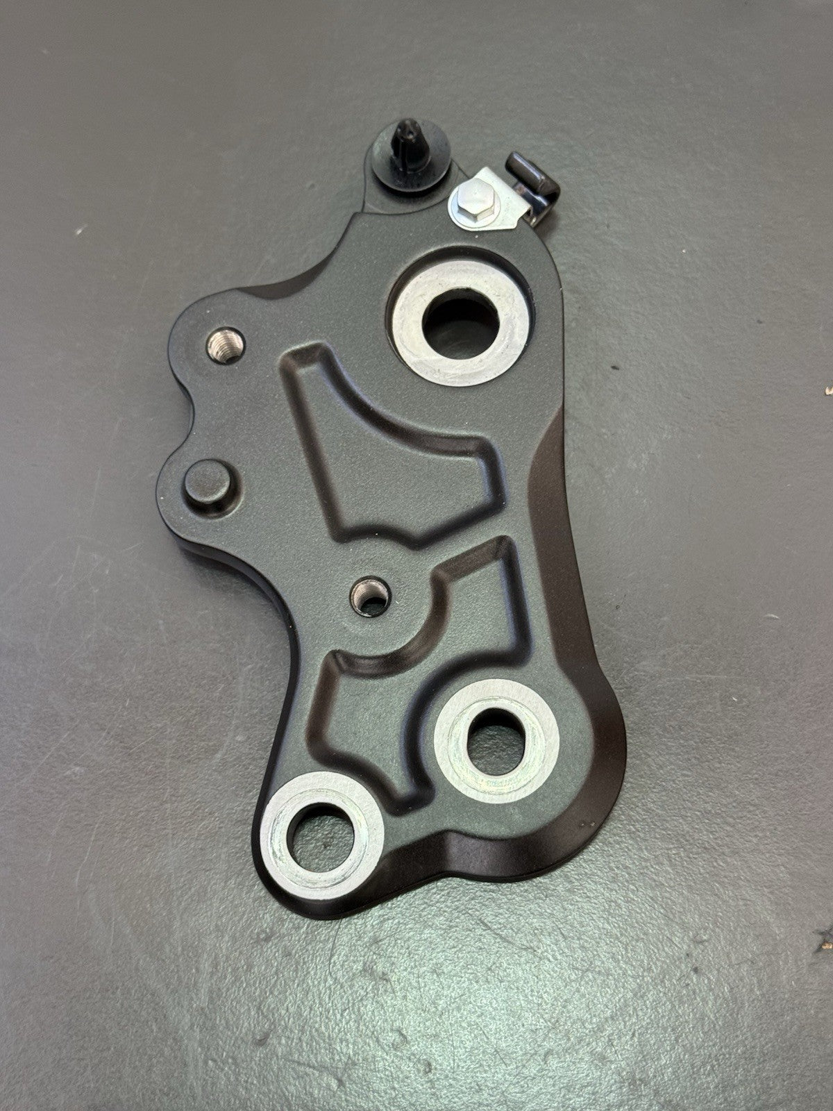 1c0d854b-9e1c-4d7f-bdf5-c581ddfd8669