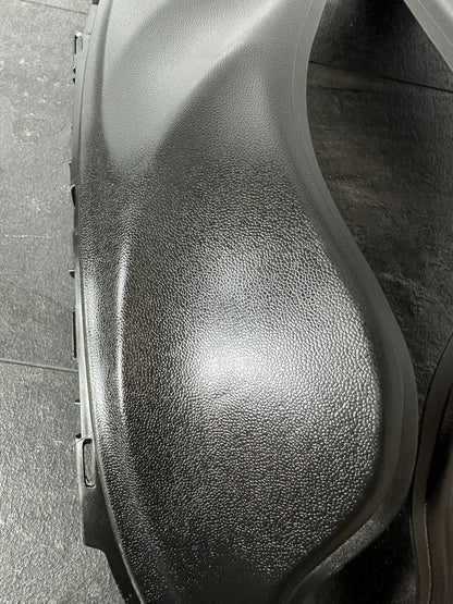 Suzuki GSXR 1300 2016 HAYABUSA Side Fairing Infill Tank Panels 18408 Miles OEM