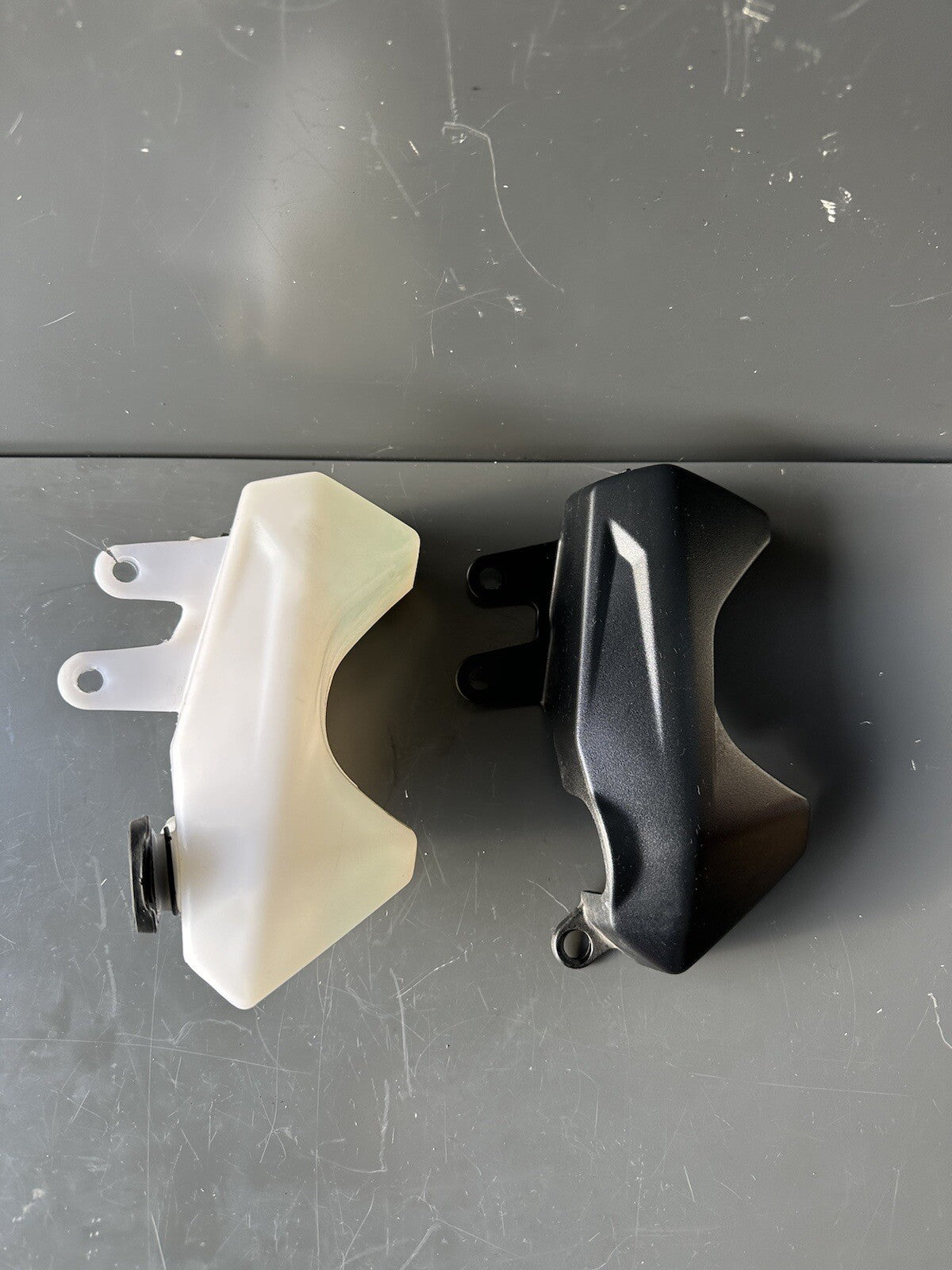 Triumph Street Triple 765 RS Coolant Water Tank Reservoir Overflow Bottle OEM