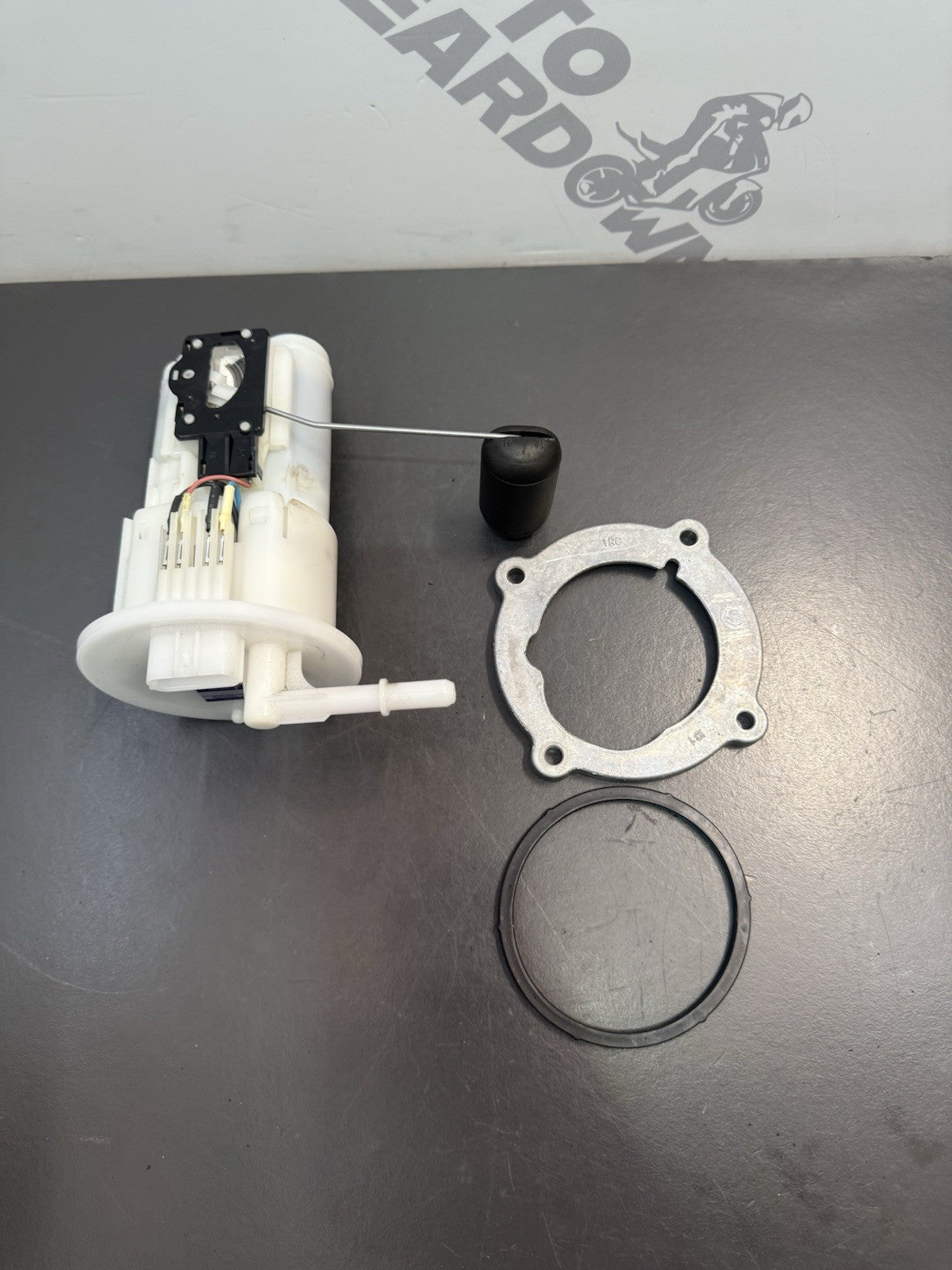 dbdd44e7-94eb-4780-ad6b-8580d81a51a8