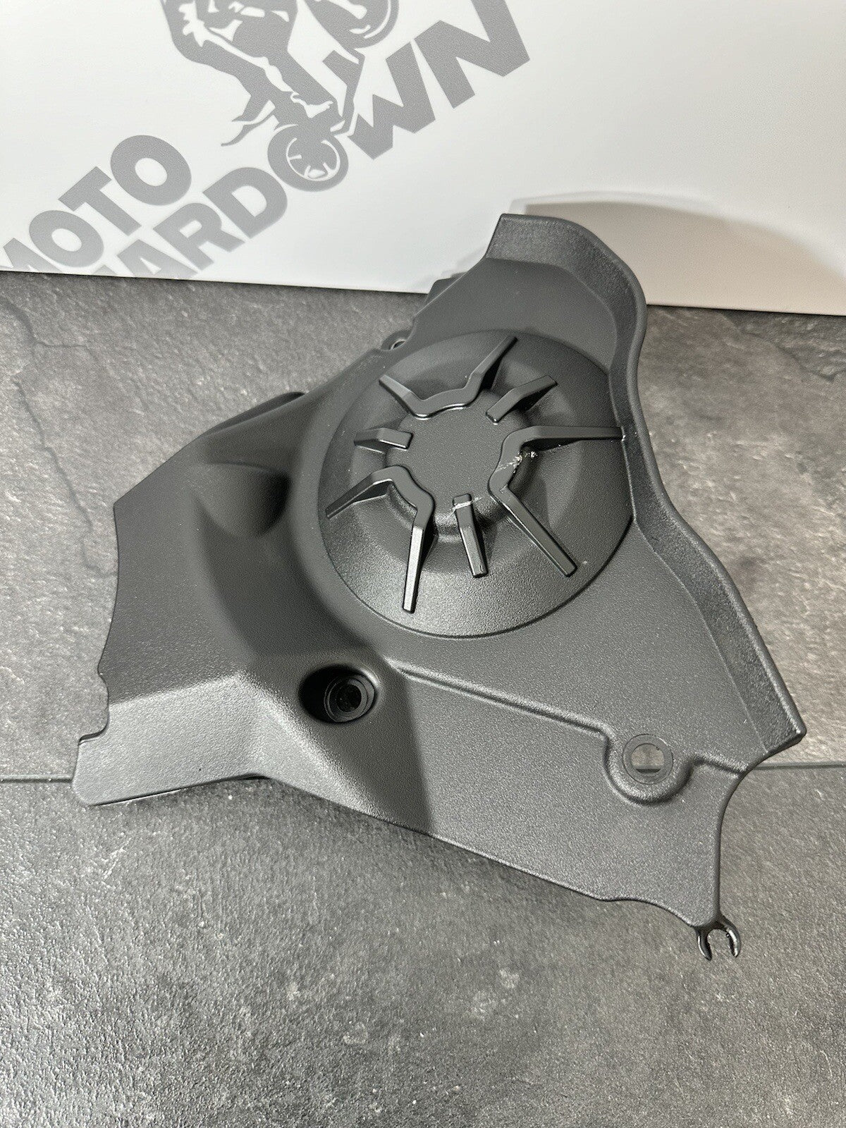 Aprilia Tuono V4 1100 Factory 2020 Front Sprocket Cover 6889 Miles OEM 2019