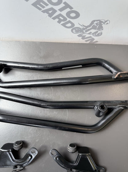 TRIUMPH TRIDENT 660 Top Case Carrier Luggage Plate Rear Rack Arms 2021-2024