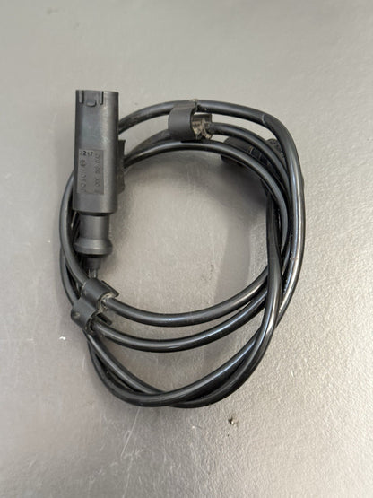 f9d54945-0b39-4e35-b779-eeca74712255