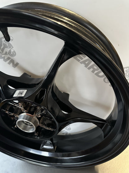 KTM 125 DUKE rear Wheel 2024 KTM 125 DUKE Rear Wheel ONLY 51 Miles OEM 2024-