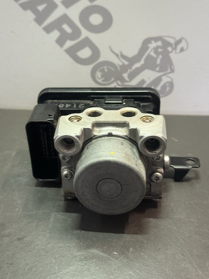 5b0d993b-d822-4eb9-9f9d-5f611f13d803