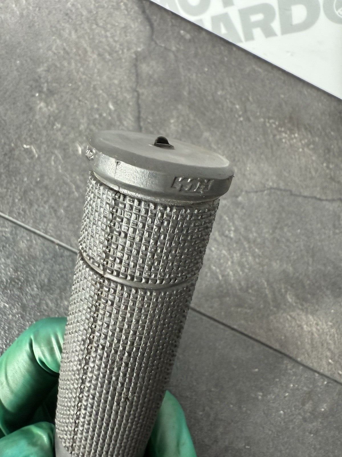 ada13609-4f50-4be3-b800-5a14517adb06