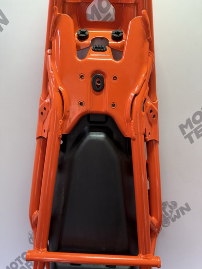 133e6ac8-cb7b-4ee6-8220-16127feb7340