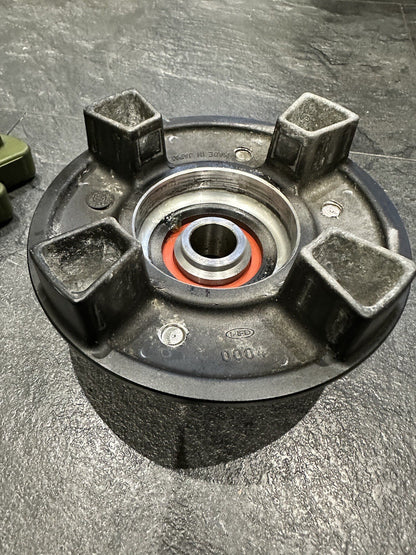 Kawasaki Z1000R Z1000 Rear Sprocket Carrier & Cush Drives 7317 Miles 2018 OEM