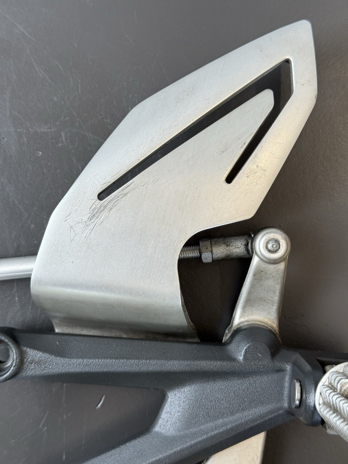 dfbdf975-9917-471b-82d1-6a1fc09131d1