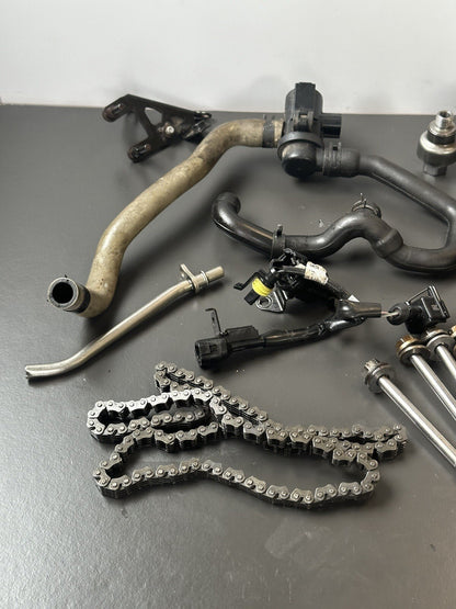 Triumph STREET TRIPLE 675 2013-2016 Engine Internal Bolt Kit Job Lot Engine Bolt