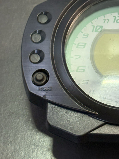 b41e5554-aa89-462a-b4f4-04c717b615f4