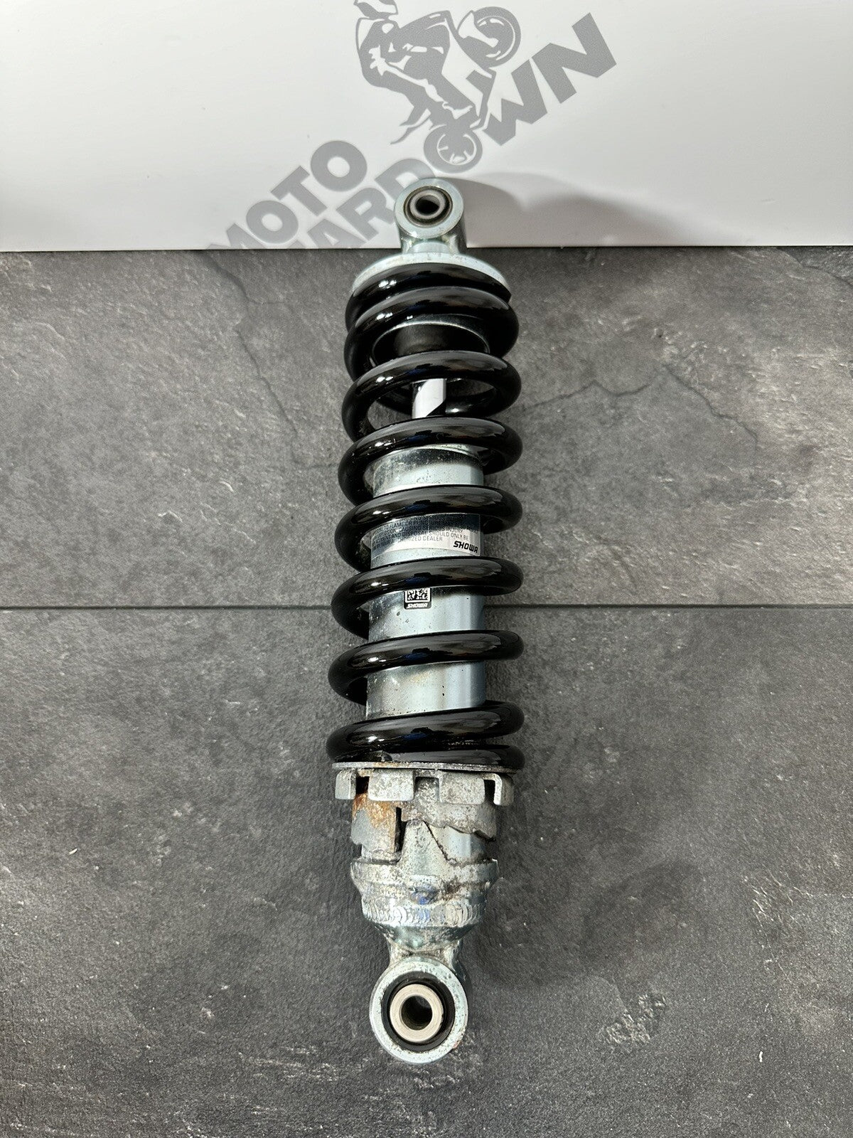 Triumph Trident 660 2022 SHOWA Rear Shock Absorber 2962 Miles 2021-2024 OEM